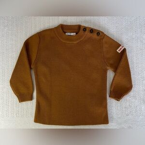 Warm Brown Knit Sweater with Ribbed Neckline